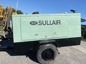 Sullair Dpq400rh Luchtcompressor Cummins Dieselmotor Draagbare Schroefluchtcompressor Voor Waterputboorinstallatie - Product Image 3