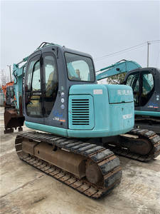 Kobelco SK70 — mini pelle à chenilles d'occasion, mise à niveau midi, machine de construction, 7 tonnes, expédition au japon - Product Image 2