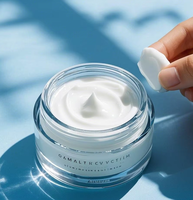 Crème et lotion anti-âge pour le visage de marque privée OEM hydratant au rétinol à la vitamine C avec propriétés anti-rides