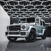 Lumière de garage hexagonale 6500k de haute qualité de nouvelle conception pour le magasin de voiture et la lumière hexagonale LED