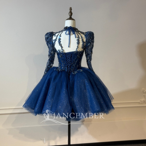 Xs321 Vestido de Gala Moderno y Elegante Azul Marino con Lentejuelas, Escote Corazón, Manga Larga, Lazo de Mariposa con Cristales Plateados, Largo hasta el Suelo - Product Image 3