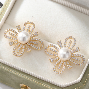 ต่างหูแฟชั่นสำหรับผู้หญิงต่างหูเพชรเม็ดกลมสีขาวไข่มุกเม็ดกลมสีขาวหรูหราต่างหูเจ้าสาวสำหรับงานแต่งงาน - Product Image 4