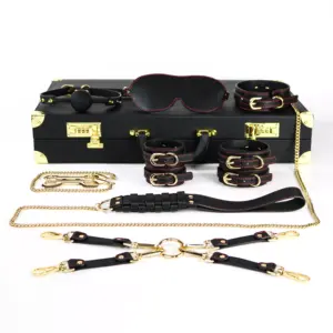ชุดอุปกรณ์พันธนาการ BDHM ระดับหรู ของเล่นทางเพศสำหรับผู้ใหญ่ บรรจุในกระเป๋าหนัง สำหรับคู่รักที่ชื่นชอบการเล่นบทบาทสมมติแบบ BDSM - Product Image 1