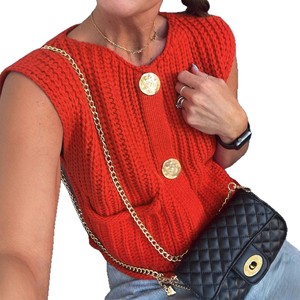 Gilet en tricot coréen à col en V, élégant et tendance, avec boucle plaquée or, à porter en intérieur ou en extérieur, maille standard - Product Image 5