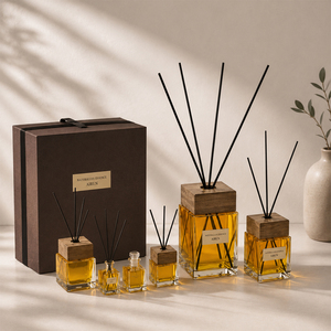 Aikun – Coffret Cadeau Diffuseur à Bâtonnets en Verre Ambré avec Bouchon en Bois, Grande Capacité, Plusieurs Tailles, pour Maison, Hôtel, Spa – Arôme Longue Durée – Vente en Gros - Product Image 1