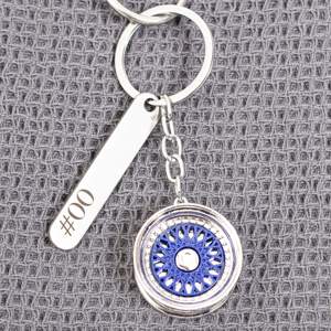 Portachiavi in Metallo Personalizzato con Incisione, Design Rotondo in Smalto Epossidico, Incisione Laser, Regalo Premium Durevole - Product Image 6