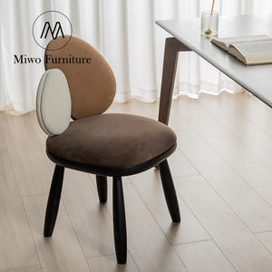 Design creativo italiano struttura <span class=keywords><strong>in</strong></span> <span class=keywords><strong>legno</strong></span> Hall Hall ristorante imbottito sedia <span class=keywords><strong>da</strong></span> pranzo soggiorno Hotel caffetteria sedia trucco - Product Image 3