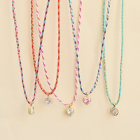 Collier en paracorde coloré fait main avec pendentif cœur étincelant en zircon, ras-de-cou plaqué or 18 carats, chaîne en corde tressée pour femme