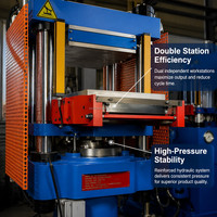 Presse de vulcanisation de caoutchouc silicone à double station avec rail coulissant et système de traitement automatique par navette de moules