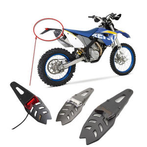 Feu arrière de moto à LED avec clignotant intégré au garde-boue - Product Image 6