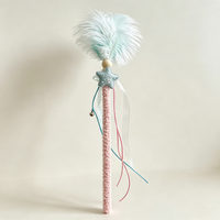 Bâtonnet de jeu pour chat à plumes colorées, léger, avec clochette, pour l'exercice et le divertissement quotidien des chatons, anti-ennui et sûr