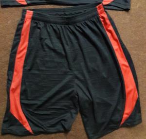 Uniforme de football respirant de haute qualité pour hommes et enfants, design à la mode - Product Image 3