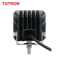 Vente en gros de lampes de travail LED 18W à faisceau spot/diffuse pour camion, voiture, excavatrice, tout-terrain