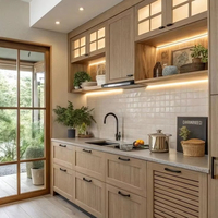 Meuble de cuisine pour villa, design bicolore de luxe, taille et couleur personnalisées