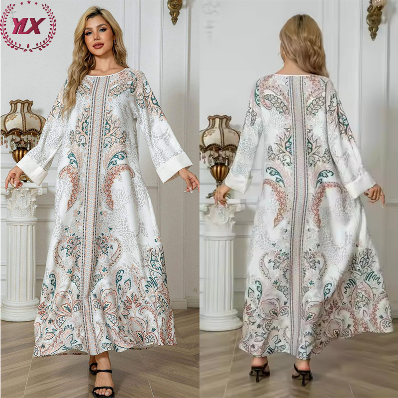 Saudi Arabia Dresses Elegant Abayas Thobes for Women Men