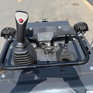 Mini chargeuse compacte robuste 75HP 700KG capacité pour excavation levage chenille piste chargeur tracteur frontal 2 tonnes nominale