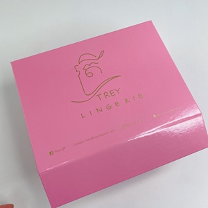 Boîtes cadeaux magnétiques roses personnalisées avec logo doré - Boîtes rigides pliables pour l'emballage de lingerie, de produits de soin et de beauté - Product Image 3