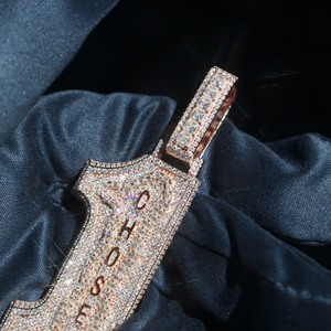 Ciondolo Personalizzato Stile Hip Hop con Iniziale e Numero 1 in <span class=keywords><strong>Argento</strong></span> Sterling S925 con Moissanite VVS Colore <span class=keywords><strong>D</strong></span> per Uomo e Donna con Certificato - Product Image 4