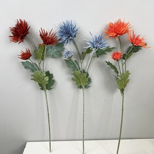 Fleurs artificielles haut de gamme en chrysanthème à 3 têtes, avec tiges floquées et griffes de crabe, effet toucher réel, pour la décoration intérieure et les mariages - Product Image 4