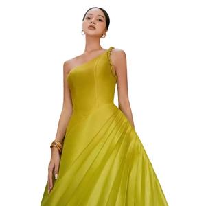 فستان سهرة بكتف واحد أصفر عالي الجودة للنساء فستان أنيق ضيق لوصيفة العروس طويل وأنيق - Product Image 4