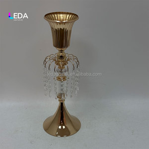 LEDA Support décoratif de centre de table en chaîne de cristaux, très populaire pour mariages, événements et fêtes - Product Image 6