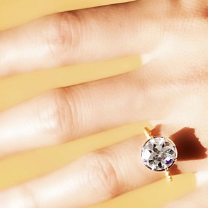 Anello a Forma di Vite di Rosa, Elegante Gioiello da Dito per Donne, Regalo di Nozze - Product Image 4