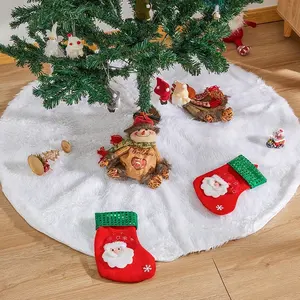2025 neuer plüsch Weihnachtsbaum Rock rund Schneeweiß Weihnachtsbaummatte Sockelbezug für Feiertag Heimdekoration