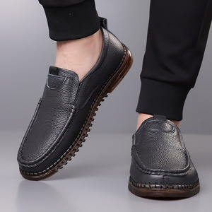 Mocassins en cuir véritable pour hommes, bout rond, à enfiler, respirants, semelle en caoutchouc, chaussures décontractées de conduite pour le printemps - Product Image 4