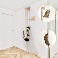 Kinghon Arbre à chat mural en bois, style moderne et classique, avec griffoir, espace de repos et jouets interactifs