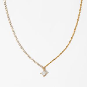 Collar con Colgante de Circonia Brillante y Cadena de Acero Inoxidable, Estilo Delicado para Mujer, Nueva Llegada - Product Image 1