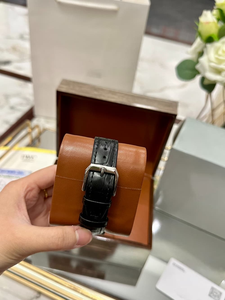 Elegante Reloj Deportivo para Hombre con Función de Cronógrafo, Caja de Acero Inoxidable, Esfera con Números Arábigos, Reloj Clásico para Uso Diario - Product Image 4