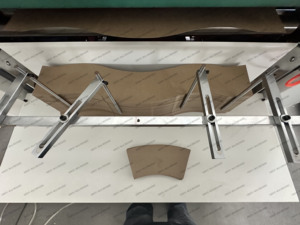 Machine de découpe, pliage et perforation automatique 850 pour boîtes de gobelets en papier (café, lait, thé) - Product Image 4