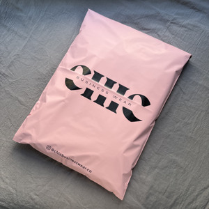 10x13 inch Custom Printed Matte Pink Plastic Shipping Mailers Custom Black Brand Logo Self Adhesive Waterproof Poly Bags For - Product Image 6