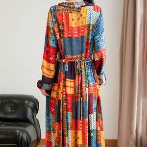 Fabricante de Vestidos Personalizados con Estampado OEM, Vestido Largo Vintage Exótico para Mujer, Camisón de Algodón Viscosa, Vestido Maxi con Estampado Floral - Product Image 3