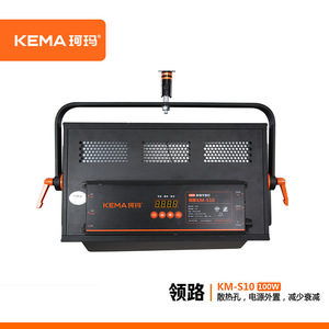 Panneau lumineux LED de studio Kema Km-S104k 100W, lumière douce pour le cinéma, la télévision, la scène, la diffusion en direct et l'éclairage de studio. - Product Image 4