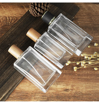 Flacon pulvérisateur de parfum de luxe 30 ml en verre mat carré avec atomiseur, impression sérigraphique, diffuseur à bâtonnets et boîte