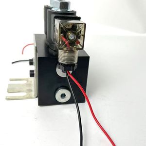 Accessoires frontaux pour excavatrices à commande électronique : Vannes solénoïdes doubles, Brise-roches hydrauliques, Cisailles, Grappins mère-fils - Product Image 2
