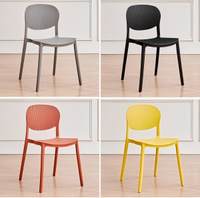Chaise de salle à manger moderne en plastique avec dossier ergonomique pour hôtel, restaurant, café, cuisine, salle à manger