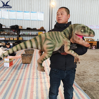 Lebensechtes Interaktives Roboter-Baby-Velociraptor-Modell, Handgehaltene Animatronische Dinosaurier-Puppe als Urlaubsgeschenk für Kinder, zum Anlocken von Menschenmengen in Einkaufszentren