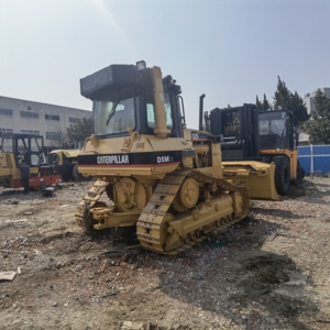 Bulldozer CAT D5M d'occasion certifié |   Puissance élevée et longue durée de vie - Product Image 2