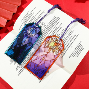 Marque-pages acryliques de dessin animé de haute qualité cadeau transparent en gros marqueurs de <span class=keywords><strong>livre</strong></span> soleil lune signet acrylique personnalisé avec glands - Product Image 4