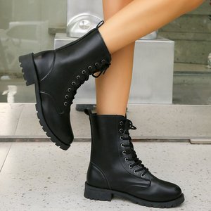 <span class=keywords><strong>Stivaletti</strong></span> da Donna in Stile Retrò Formale con Tomaia a Specchio, Suola Spessa, Lacci Laterali e Tacco Chunky - Product Image 4