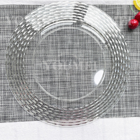 Vaisselle ronde en plastique transparent de qualité supérieure de 13 pouces en gros pour banquet de fête Assiettes de présentation de mariage avec jantes dorées pour le dîner