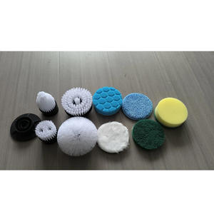 Brosse de nettoyage électrique rotative sans fil multifonctionnelle 9 en 1 avec manche long extensible 9 têtes de brosse - Product Image 6