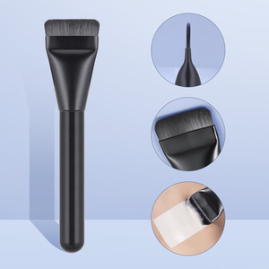 2024 Best-seller <span class=keywords><strong>Pinceau</strong></span> <span class=keywords><strong>de</strong></span> masquage pour le visage argenté Pinceaux pour film <span class=keywords><strong>de</strong></span> <span class=keywords><strong>fond</strong></span> <span class=keywords><strong>de</strong></span> <span class=keywords><strong>teint</strong></span> <span class=keywords><strong>liquide</strong></span> Maquillage en fibres douces <span class=keywords><strong>Pinceau</strong></span> <span class=keywords><strong>de</strong></span> beauté unique - Product Image 2