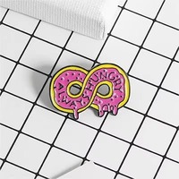 Épingles de haute qualité broche fabrication insigne en métal décoration logo personnalisé épinglette en émail doux