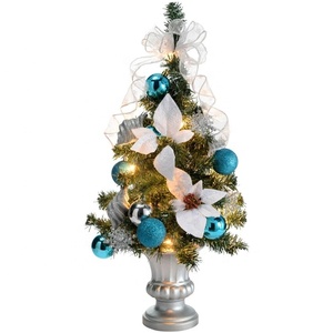 2025 nouvelle <span class=keywords><strong>belle</strong></span> décoration d'arbre <span class=keywords><strong>de</strong></span> Noël <span class=keywords><strong>de</strong></span> bureau en matériau PVC - Product Image 1