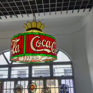 Lámpara Colgante Tiffany de 16 Pulgadas con Pantalla de Vidrio Teñido Rojo, Estilo Europeo, Bombilla de Ahorro de Energía para Comedor o Bar, Garantía de 2 Años - Product Image 3