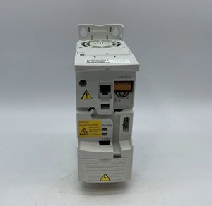 Variador de Frecuencia ACS355-03E-44A0-4/ACS355-03E-46A2-2/ACS355-03U-01A9-4, Equipo Eléctrico VFD, Nuevo y Original - Product Image 1