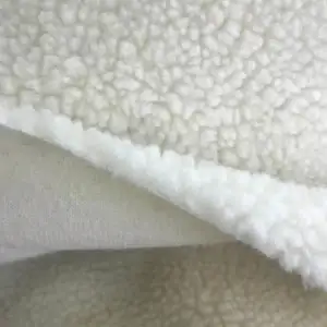 Fabrika doğrudan % 100% polyester kuzu kürk kumaş sherpa kürk giysi kumaşı